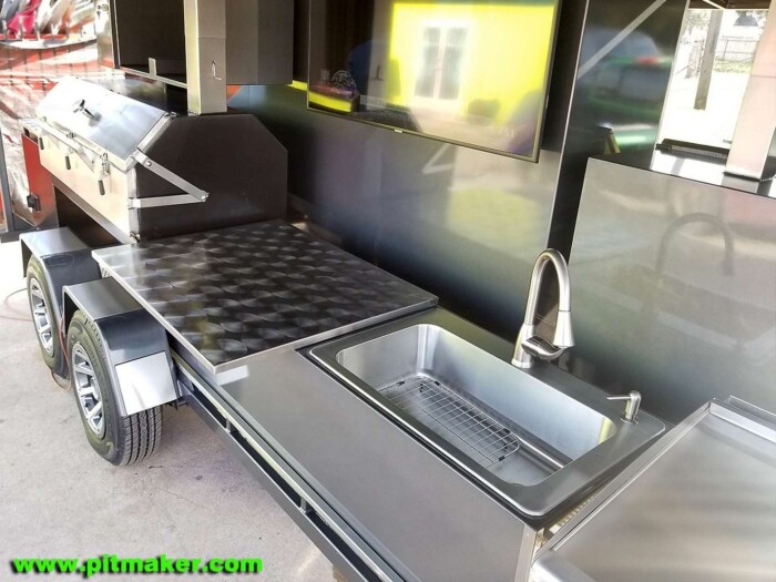 CPT BBQ Trailer - Roof & Awnings - Pitmaker